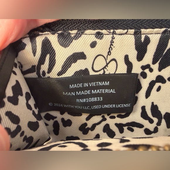 Jessica Simpson wallet - Picture 7 of 8